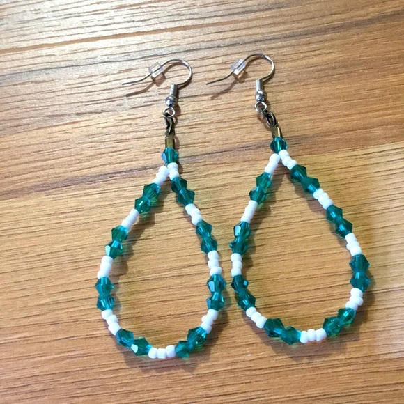Handmade Jewelry - Ladies Beaded Dangle Earrings,  Handmade Ladies Earrings